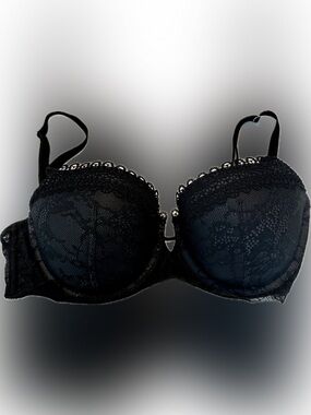 Victoria’s Secret Very Sexy Push-Up Balconet Bra – 34DD